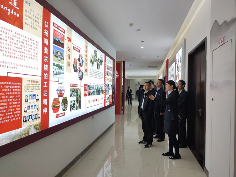 160817809654852611.jpg a97b708f65d1fc9148620d2bc953ee7.jpg