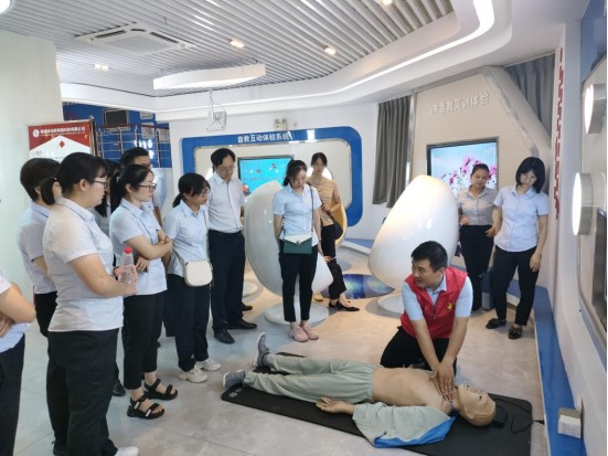 162401037913388047.jpg 1624010340.jpg