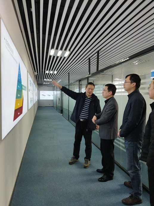 164724531496150212.jpg efe5e6473fee6d782fba413ecde8d75_副本.jpg