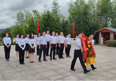 165719162022815450.jpg 1657191595093.jpg