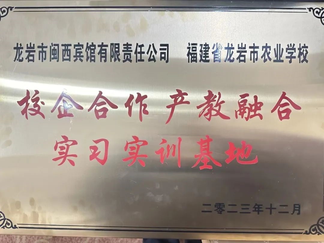 170436397713428927.jpg 640 (1).jpg