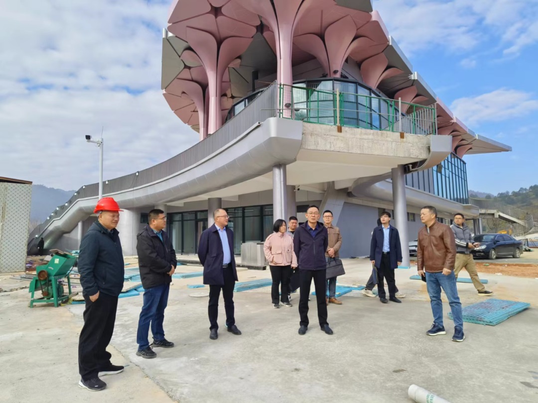 170557223414030081.jpg 640 (1).jpg